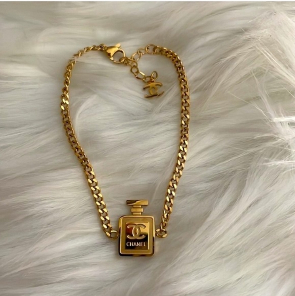 Fashion Jewelry Gold Perfume Charm Bracelet